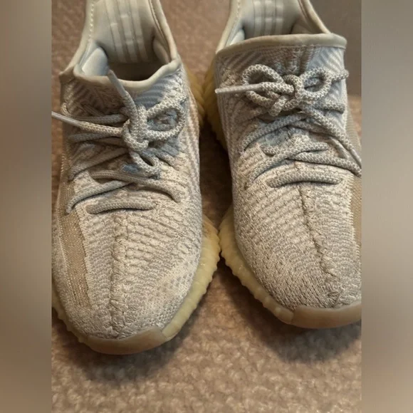 Yeezy - Picture 3 of 3